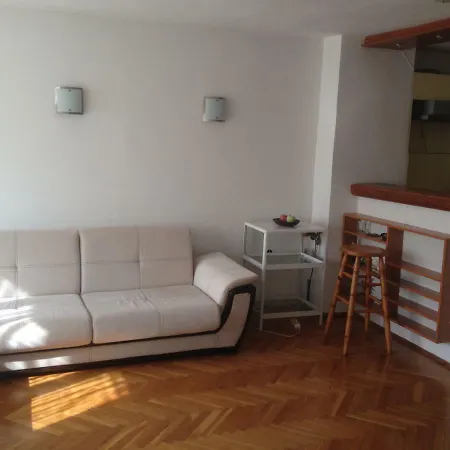 Апартамент Театъра Apartment