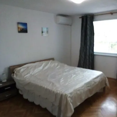 Апартамент Театъра * Burgas